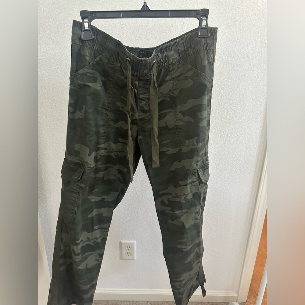 Sanctuary Men's Green Camouflage Cargo Pants